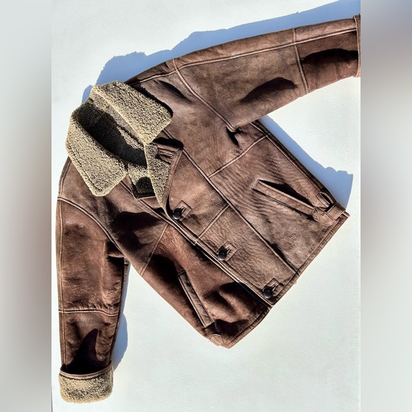 ❗️SOLD❗️Vintage chocolate shearling bomber - Picture 2 of 7